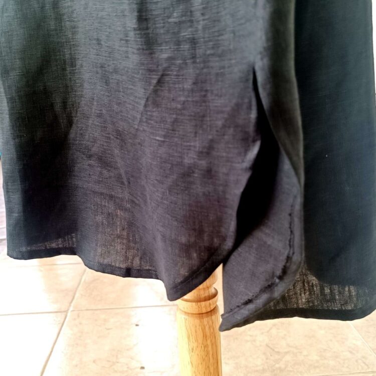 black-linen-dress-with-collar