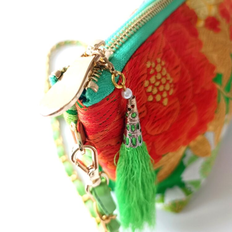 kimono_shoulder_pouch_green_flower