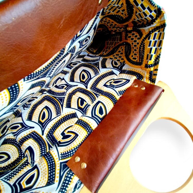 kimono_wood_handle_clutch_silky_white