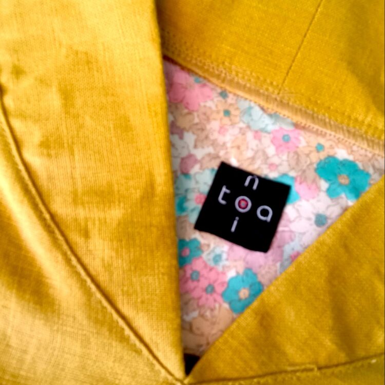 linen_dress_collar_mustard