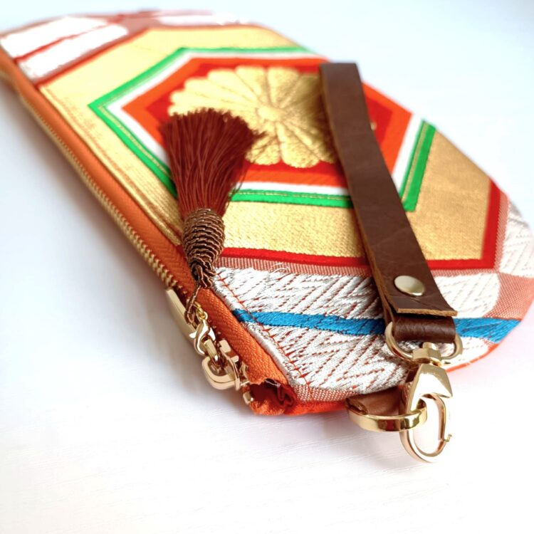 wristlet_clutch_crescent_kiku_orange