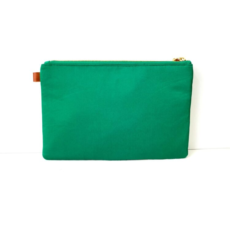 wristlet_clutch_square_chic-green