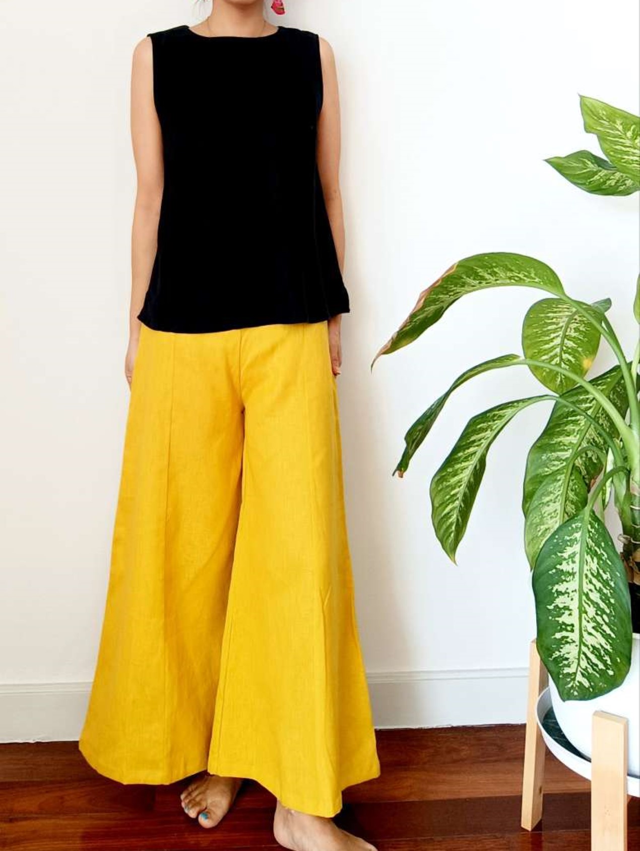 What To Wear With Yellow Linen Pants What To Wear With Yellow Linen Pants