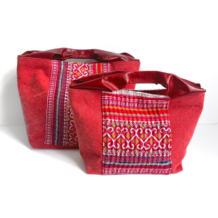 Canvas Tote Bag Red Hmong large