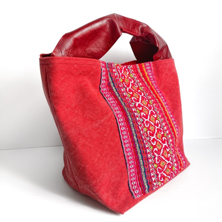 Canvas Tote Bag Red Hmong large