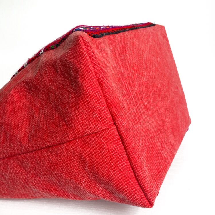 Canvas Tote Bag Red Hmong snail large