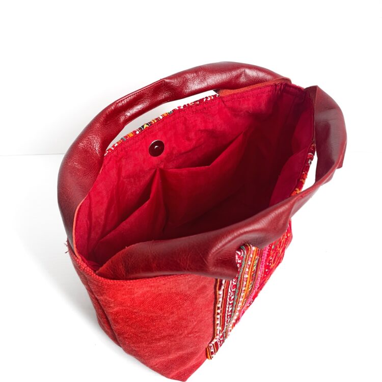 กระเป๋าแคนวาสผ้าม้ง ดอกไม้เป่งบาน (ใหญ่)