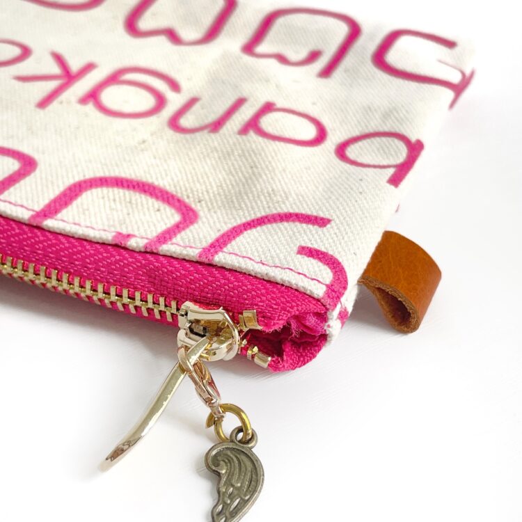 mini pouch Thai letter pink