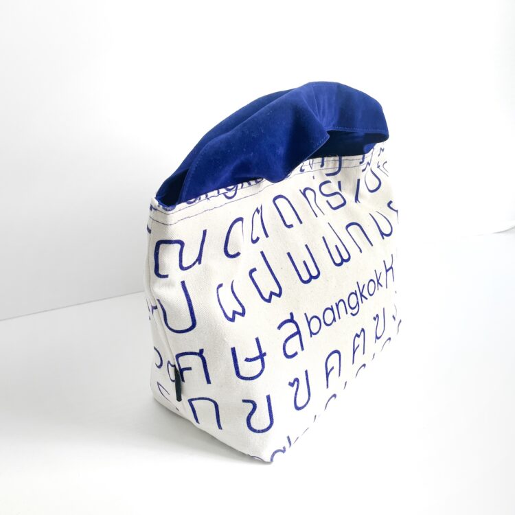 2-Handle Printed Canvas Tote Bag Thai Letters blue