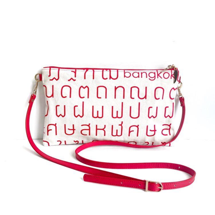 กระเป๋าซาโคช ลายไทยสีแดง