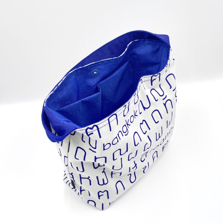 Single Handle Shoulder Bag Thai Letters Blue