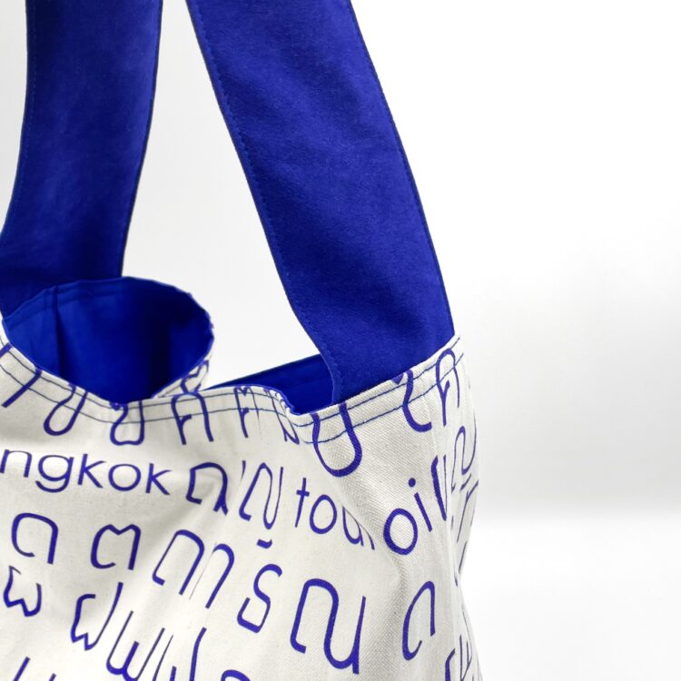 Single Handle Shoulder Bag Thai Letters Blue