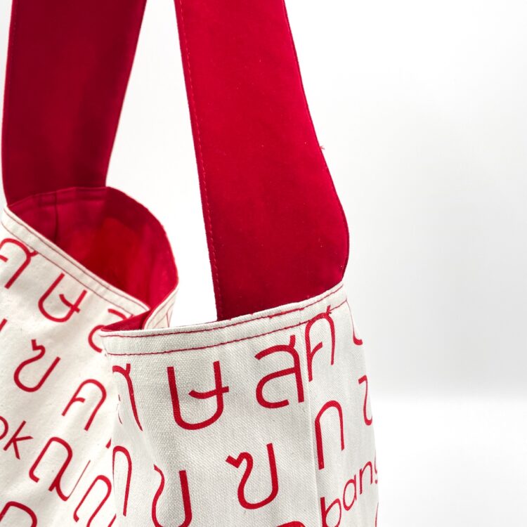 Single Handle Shoulder Bag Thai Letters Red