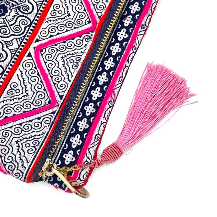 モン族 ピンク クラッチバッグ