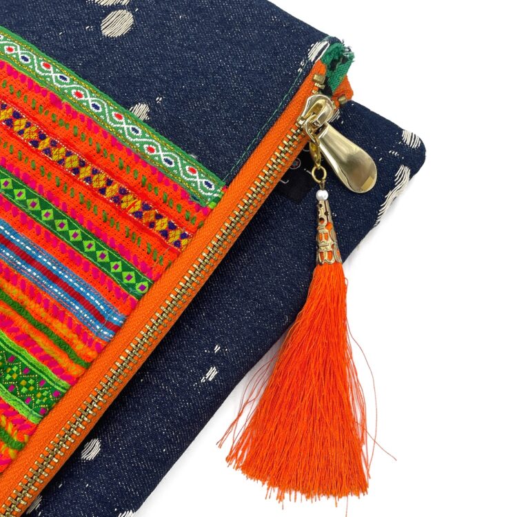 กระเป๋าคลัทช์ผ้าม้ง สีน้ำเงินส้ม