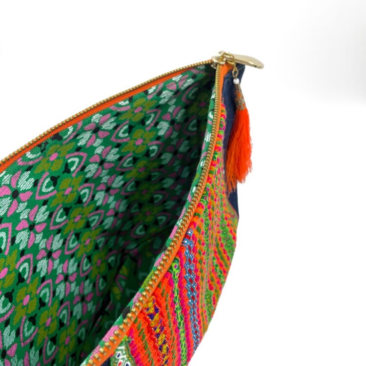 กระเป๋าคลัทช์ผ้าม้ง สีน้ำเงินส้ม