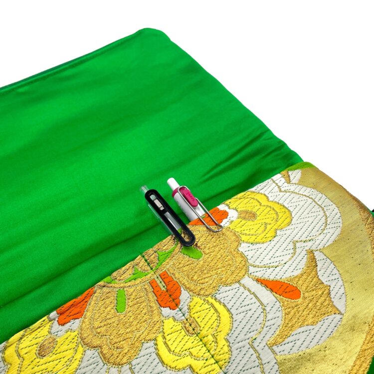 กระเป๋าคลัทช์กิโมโน ลายดอกไม้สีเขียวทอง