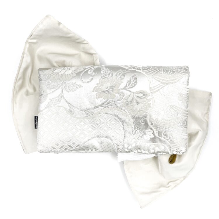 Kimono Ribbon Clutch Classic White