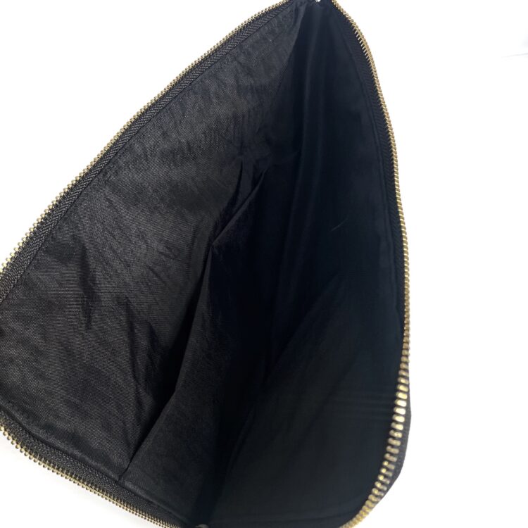 iPad Bag Thai Letter White