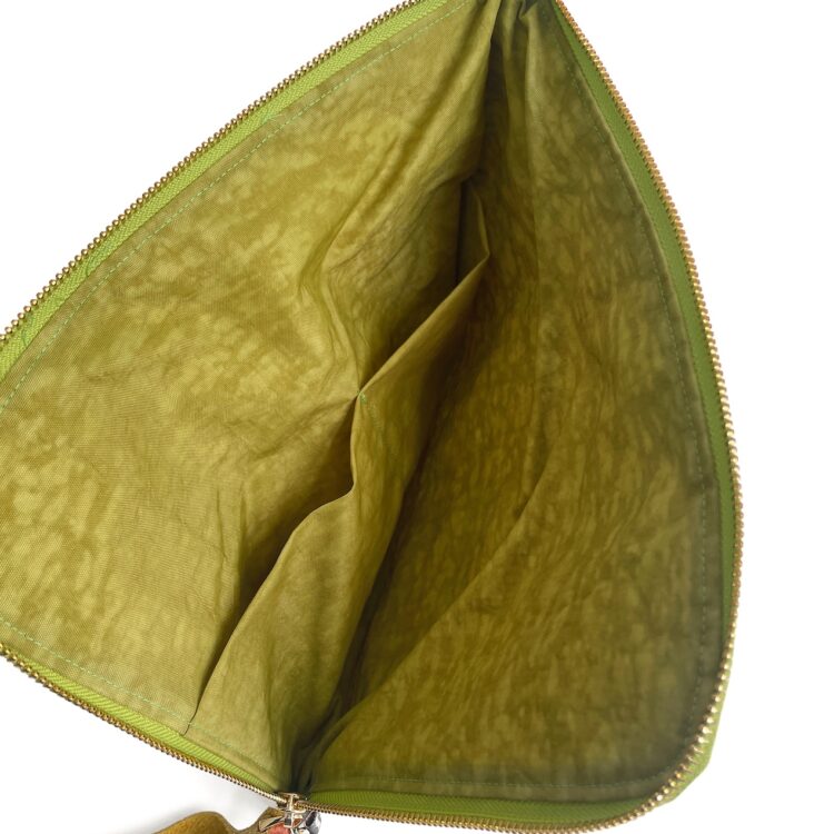 iPad Bag Thai Letter Green