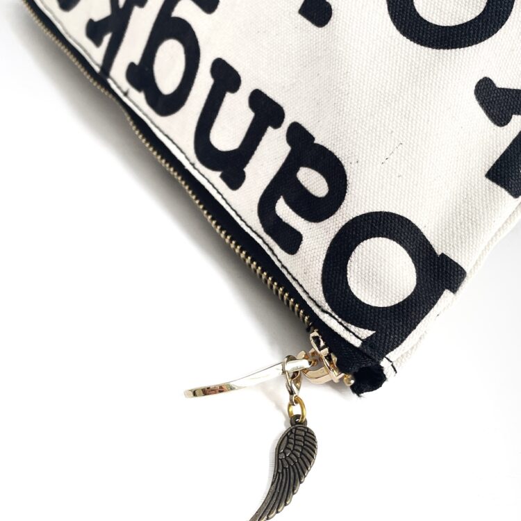 バンコク ホワイト ファスナー付き 化粧ポーチ