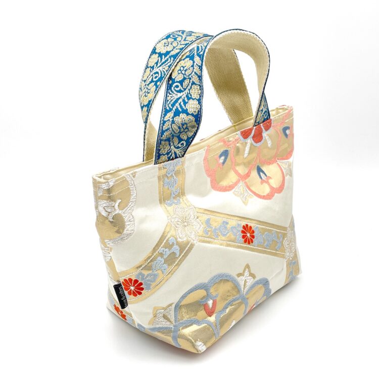 กระเป๋ามินิกิโมโน ลายพาสเทลครีม