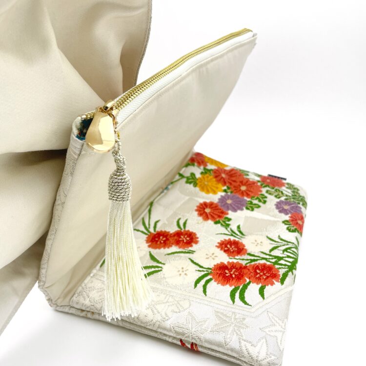 Kimono Ribbon Clutch Bag Flower Cream