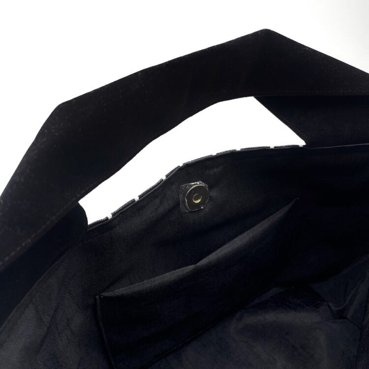 2-Handle Printed Canvas Tote Bag Thai Letters Black