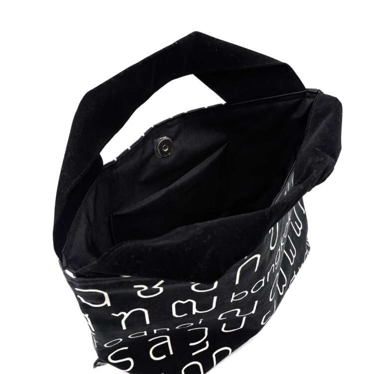 2-Handle Printed Canvas Tote Bag Thai Letters Black