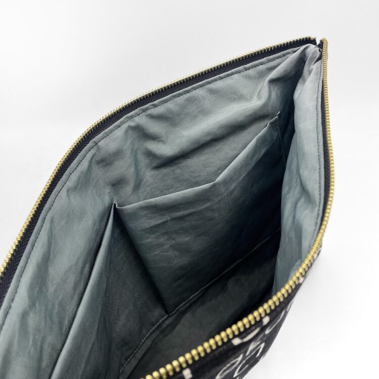 13″ Laptop Sleeve Thai Letters Black