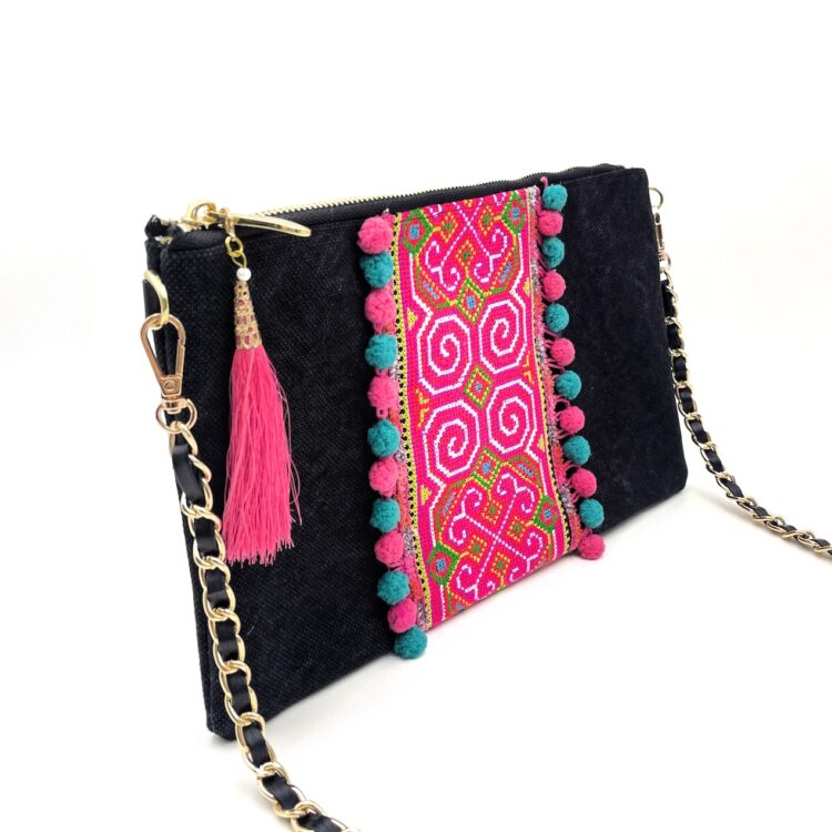 Hmong Sacoche Chain Shoulder Bag Black Swirl