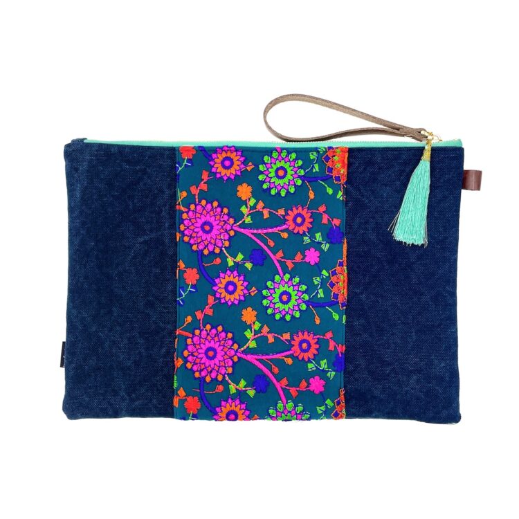 13″ Laptop Sleeve Hmong Green Nights