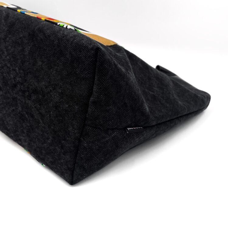 กระเป๋าผ้าใบใหญ่หนัง Obi ดีไซน์หรูหรา