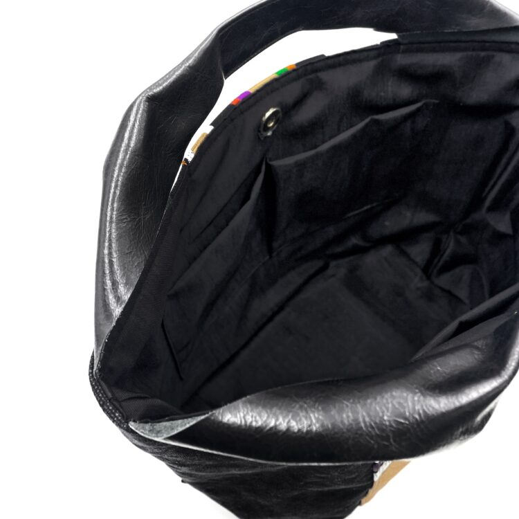 กระเป๋าผ้าใบใหญ่หนัง Obi ดีไซน์หรูหรา