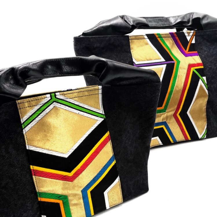 กระเป๋าผ้าใบใหญ่หนัง Obi ดีไซน์หรูหรา