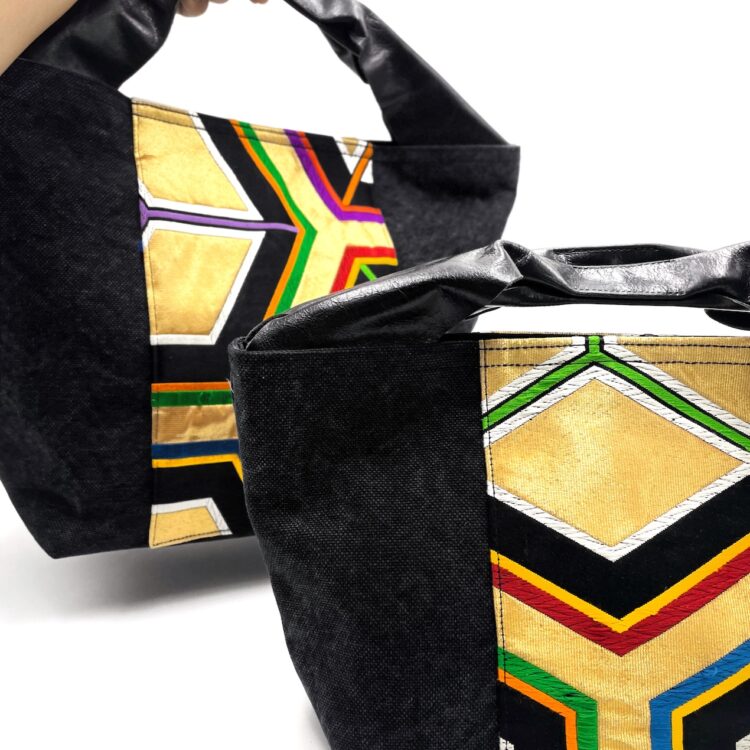 กระเป๋าผ้าใบใหญ่หนัง Obi ดีไซน์หรูหรา