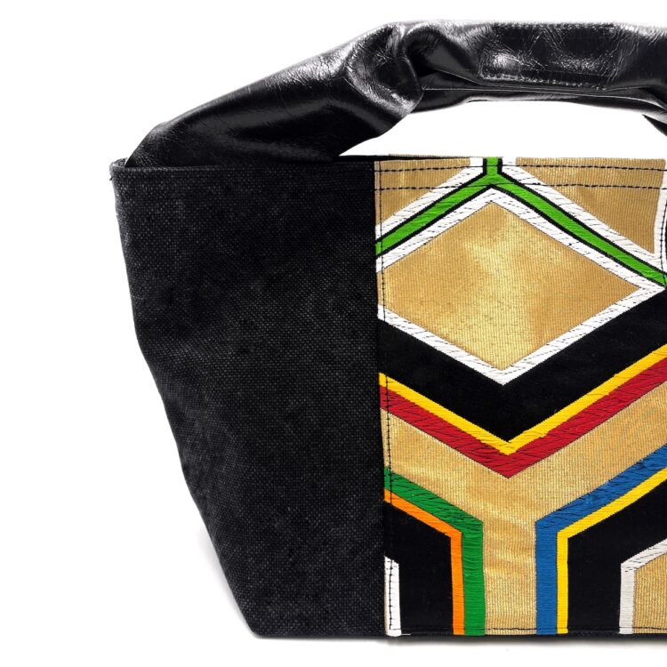 กระเป๋าผ้าใบใหญ่หนัง Obi ดีไซน์หรูหรา