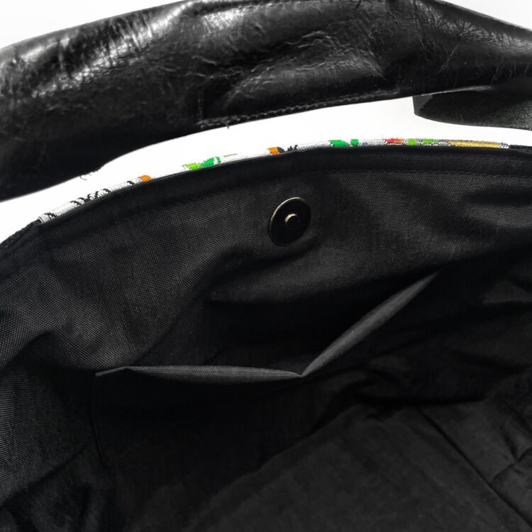 กระเป๋าถือผ้าใบขนาดใหญ่หนัง Obi Heritage