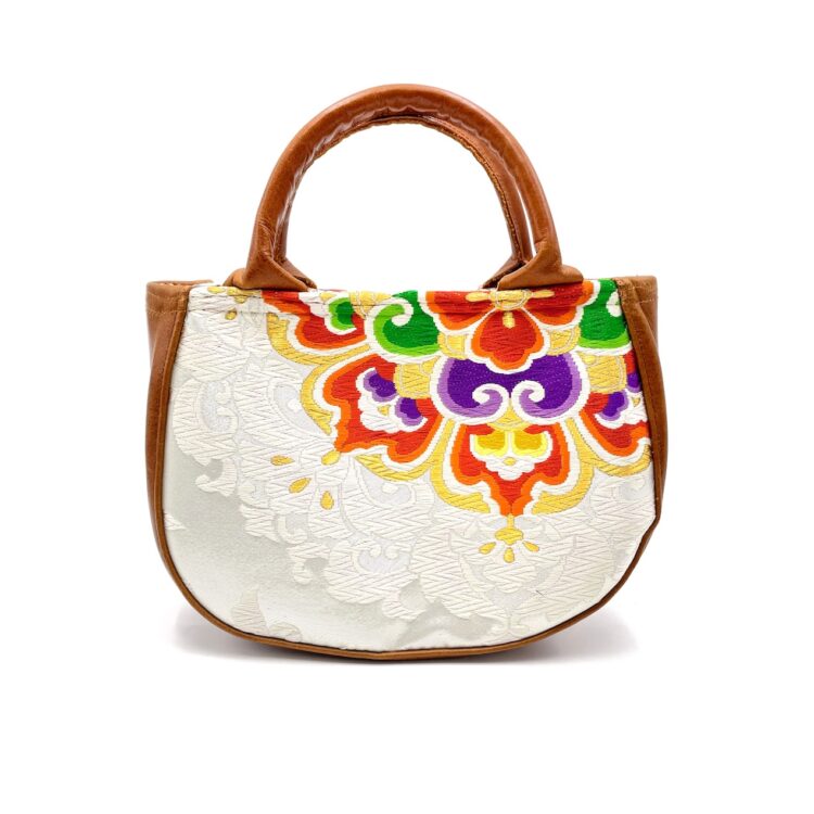 กระเป๋าถือทรงกลมลายกิโมโน Auburn Rainbow