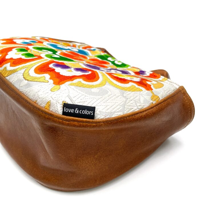 กระเป๋าถือทรงกลมลายกิโมโน Auburn Rainbow