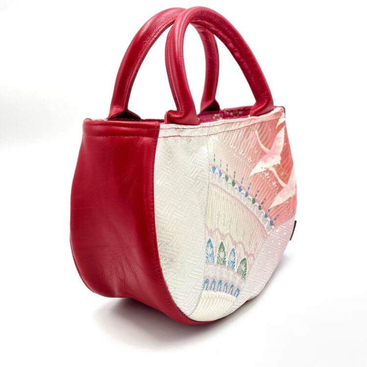 กระเป๋าถือทรงกลมลายกิโมโน ลายหงส์หวาน