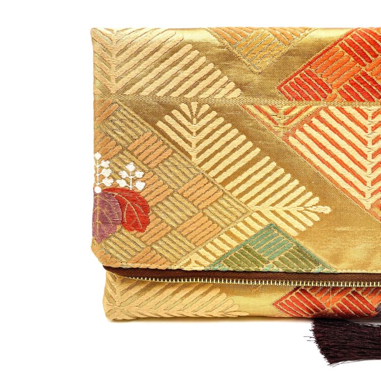 กระเป๋าคลัตช์กิโมโน โกลเด้นเกรซ