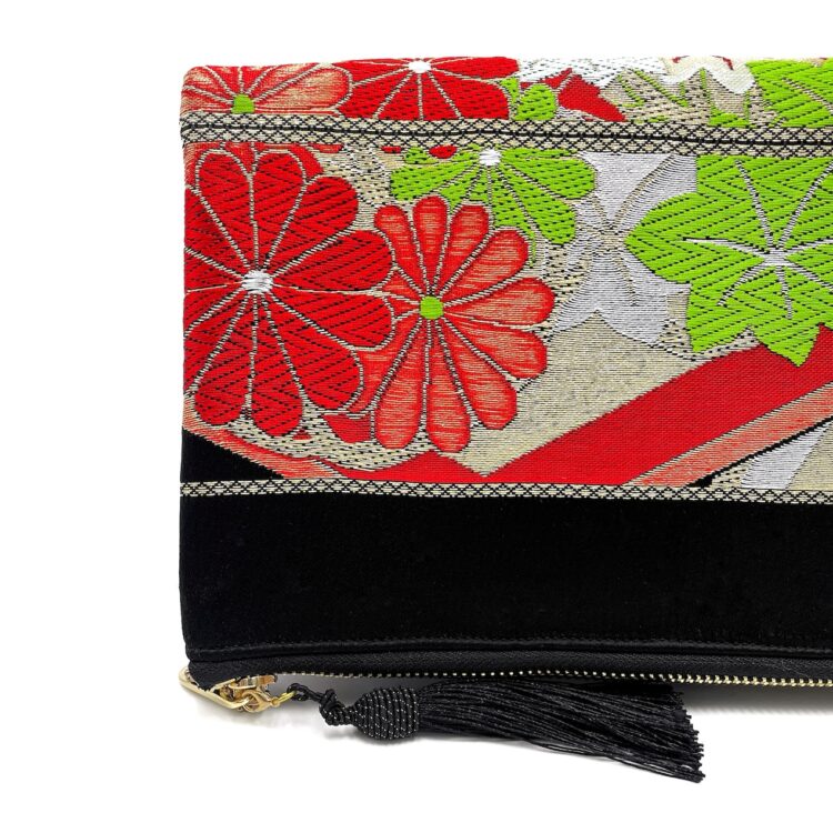 กระเป๋าคลัตช์กิโมโน สีชาร์โคล เมโดว์