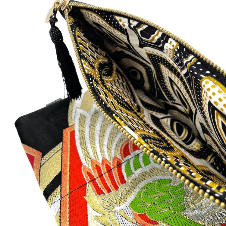 กระเป๋าคลัตช์กิโมโน สีชาร์โคล เมโดว์