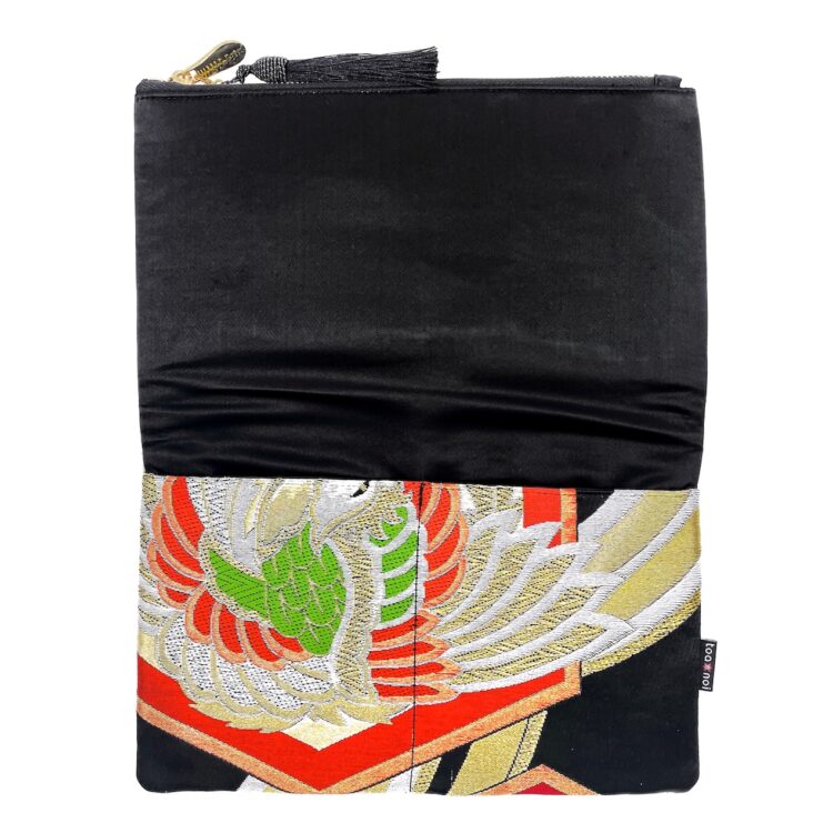 กระเป๋าคลัตช์กิโมโน สีชาร์โคล เมโดว์