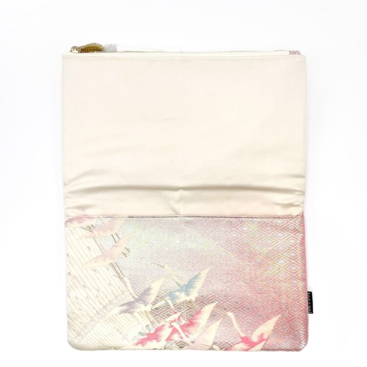 กระเป๋าคลัตช์กิโมโน Velvet Skies