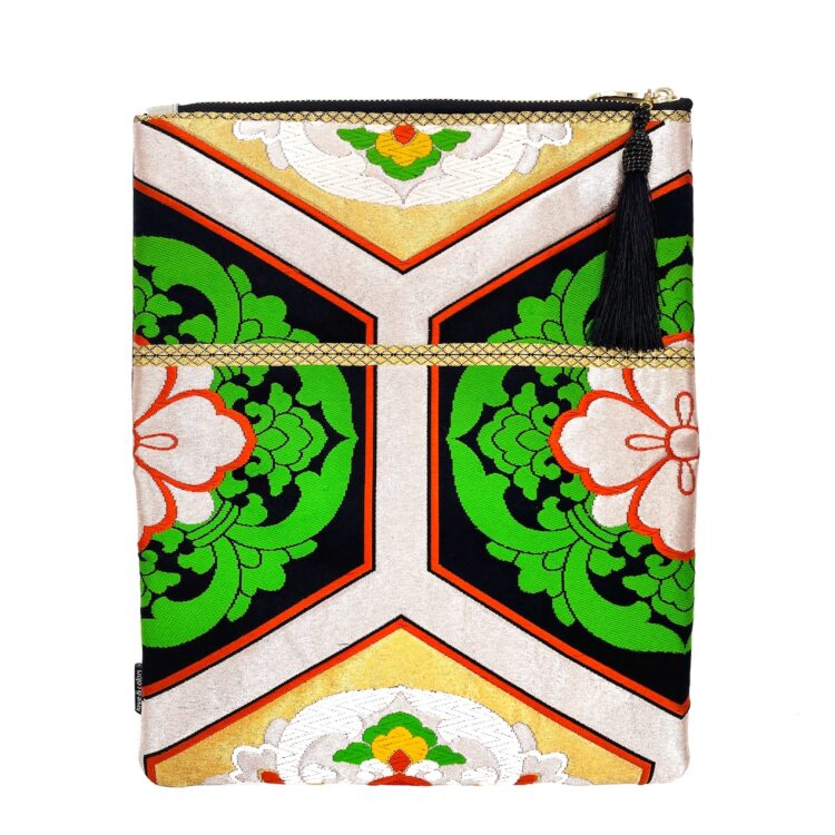 กระเป๋าคลัตช์กิโมโน Lunar Mirage
