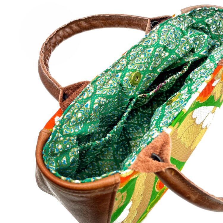 กระเป๋าถือทรงกลมสไตล์กิโมโน Fantastical Spring - Toanoi