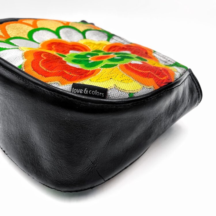 กระเป๋าถือทรงกลมลายกิโมโน สีเขียวเข้ม