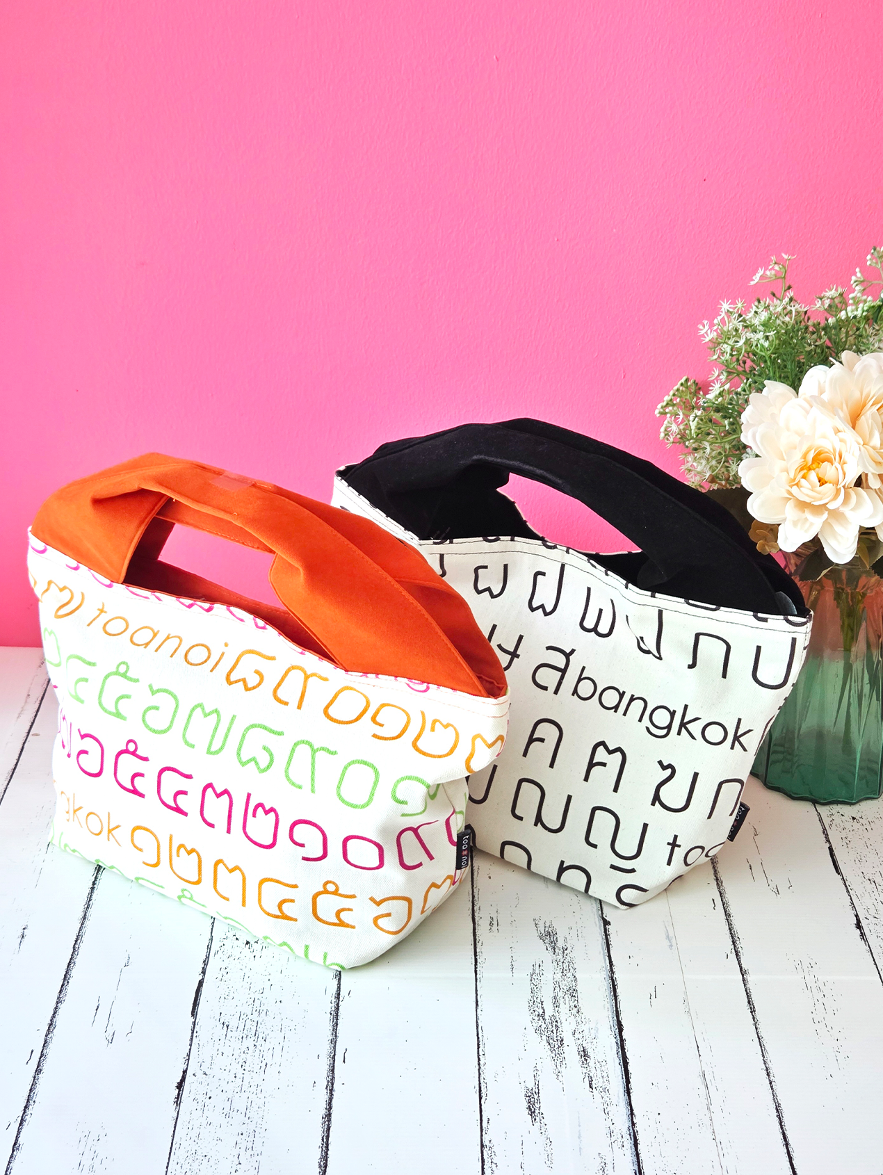 Printed canvas tote bag with Thai letters